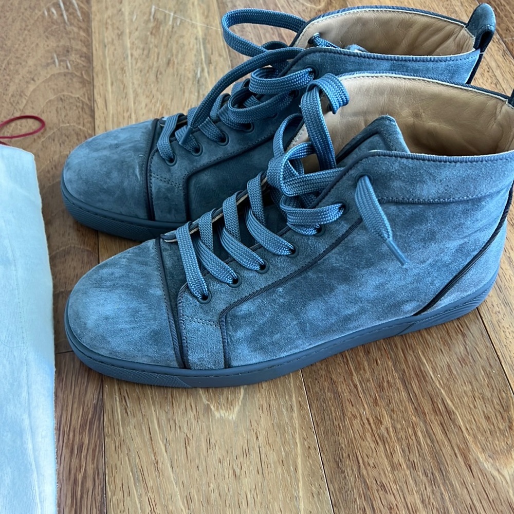 Louis
High-top sneakers -grey suede
